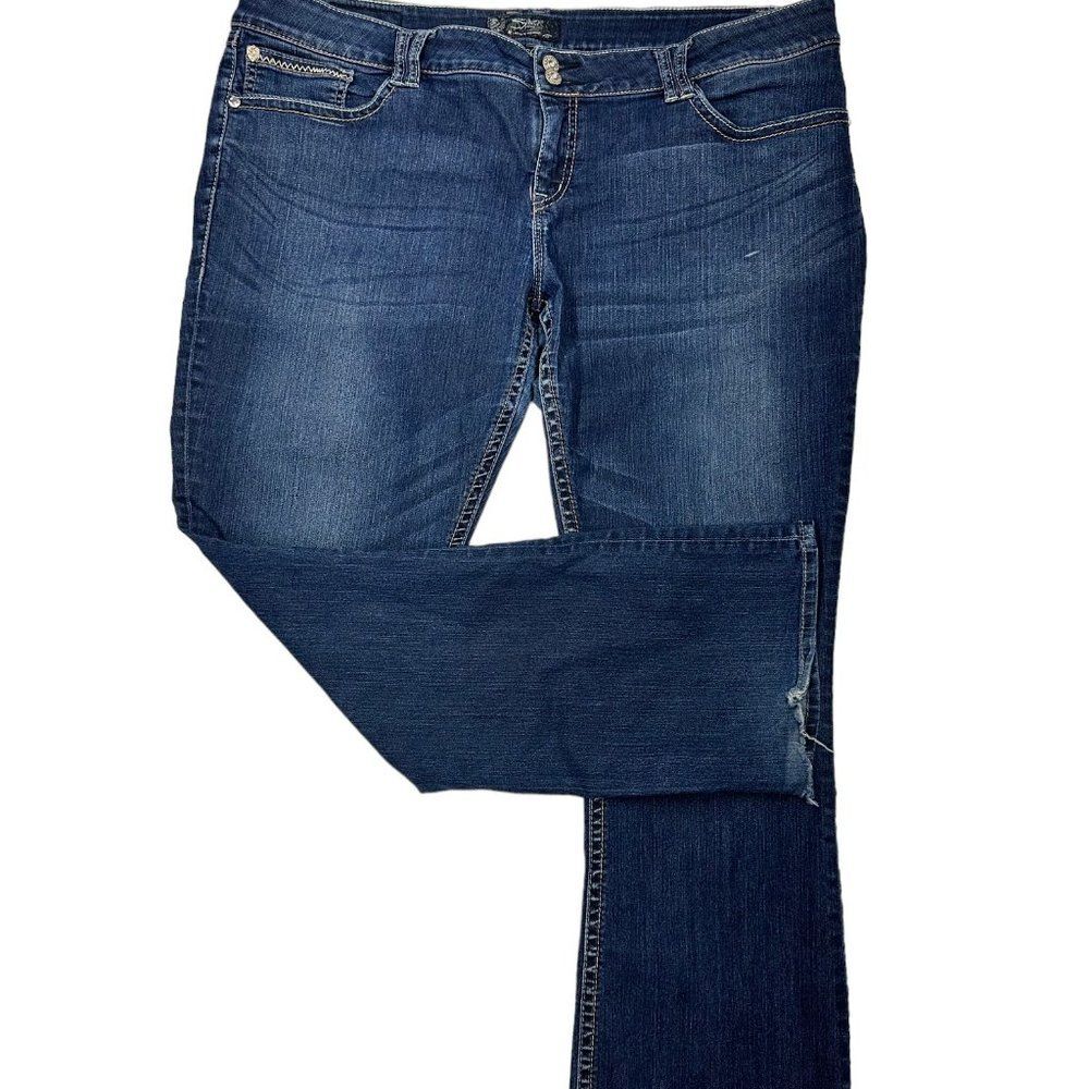 Silver Dawson Bootcut Jeans (22)